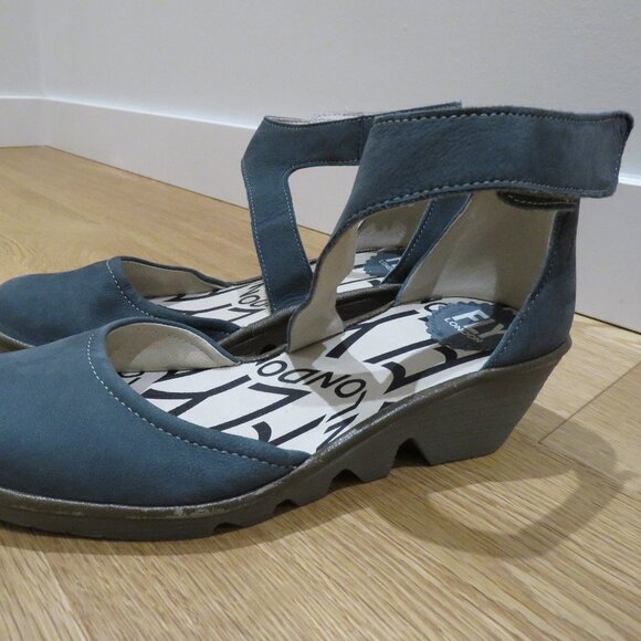 FLY LONDON Piat Wedge Suede Sandals in Forest Green Grunge Edgy Boho 7.5 - 8 - Picture 3 of 14